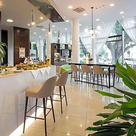 Corso Francia By Ihg 4*