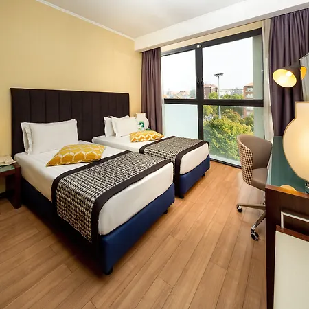 Hotel Corso Francia By Ihg 4*