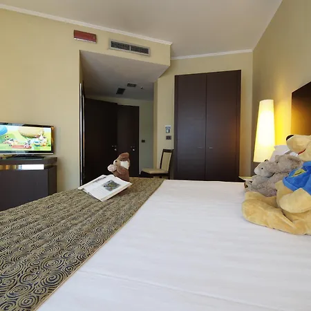 Hotel Corso Francia By Ihg 4*